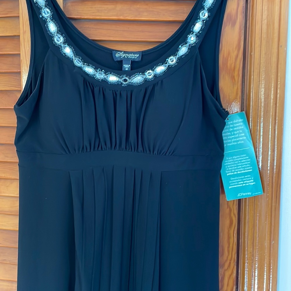 LITTLE BLACK DRESS - Picture 2 of 6